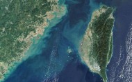 台海这滩浑水，英国铁了心要趟，解放军亮出大动作，局势恐要变天