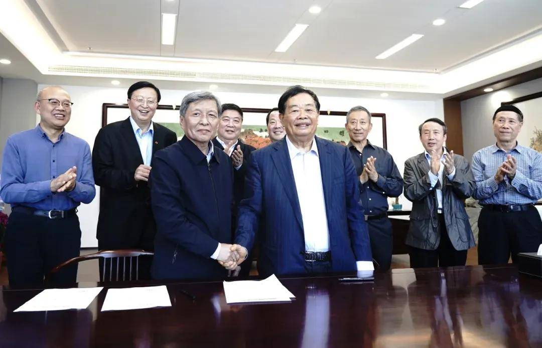 曹德旺：中国的希望在于中国人自己的觉悟