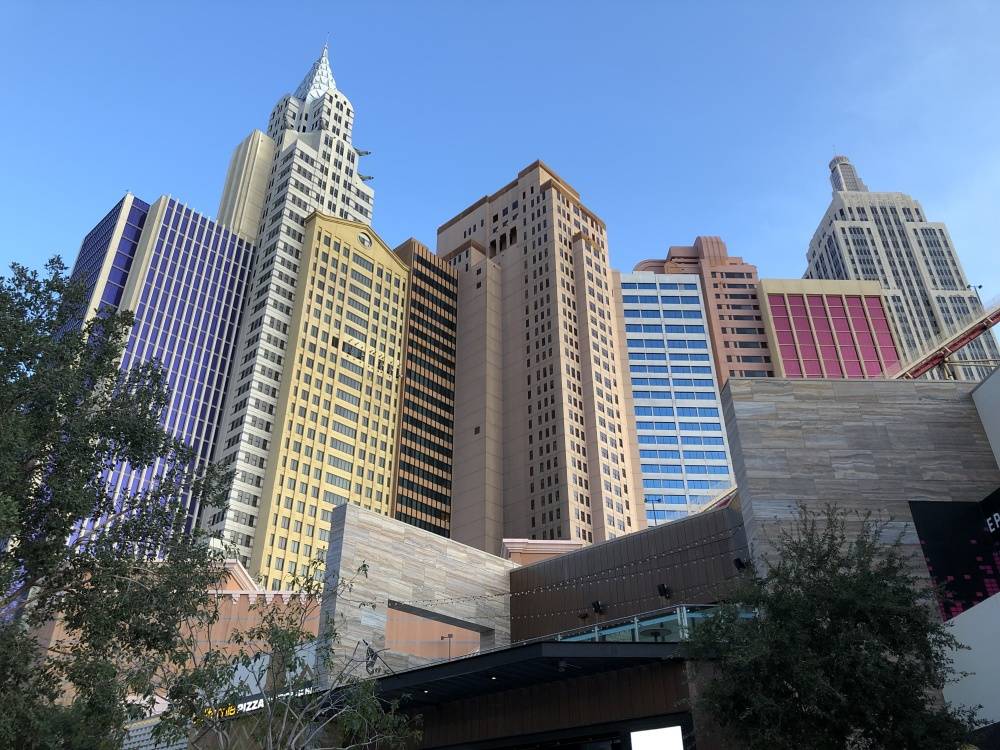 英伟达市值仅差苹果1000亿美元，它会成为全球最高市值的股票吗？