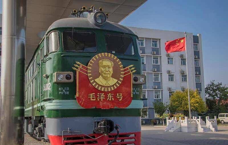 毛主席生前四次拒绝头像印上人民币，理由是什么？