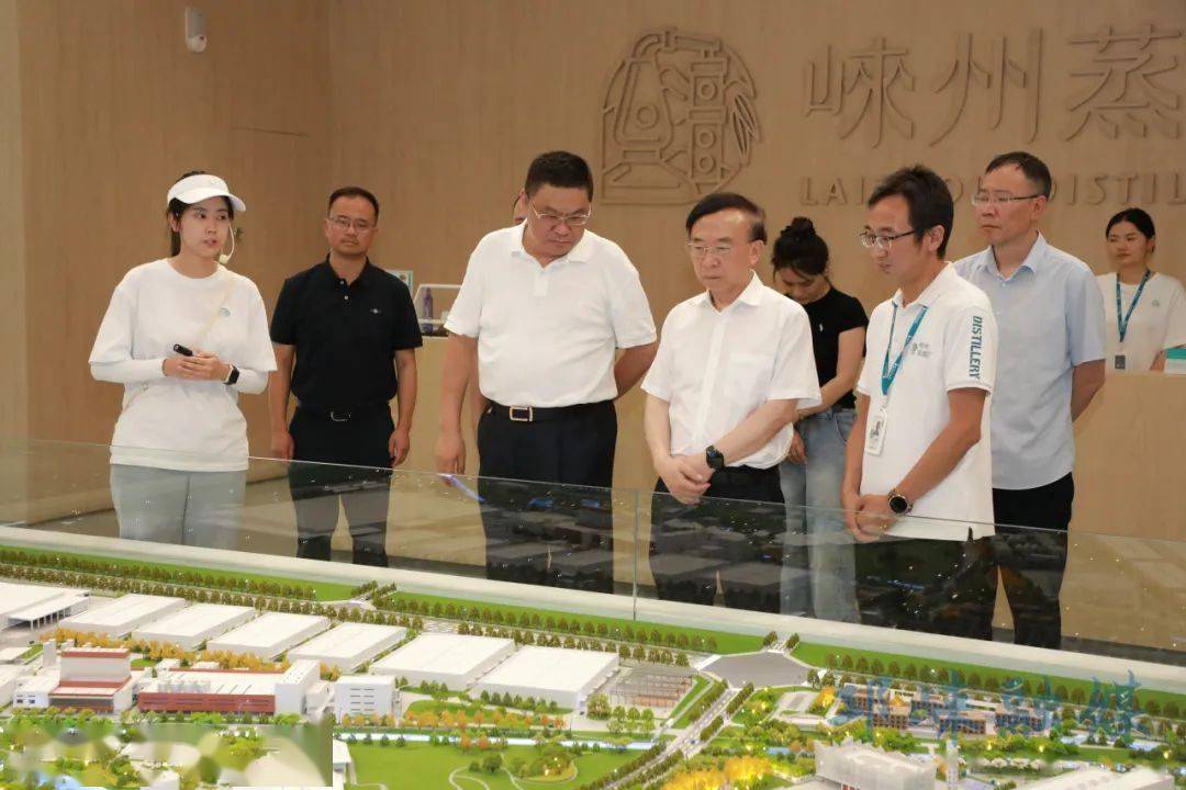 成都市人大常委会党组副书记、副主任谢瑞武率队赴邛崃督办“智改数转”代表重点建议办理工作并调研特色优势产业发展
